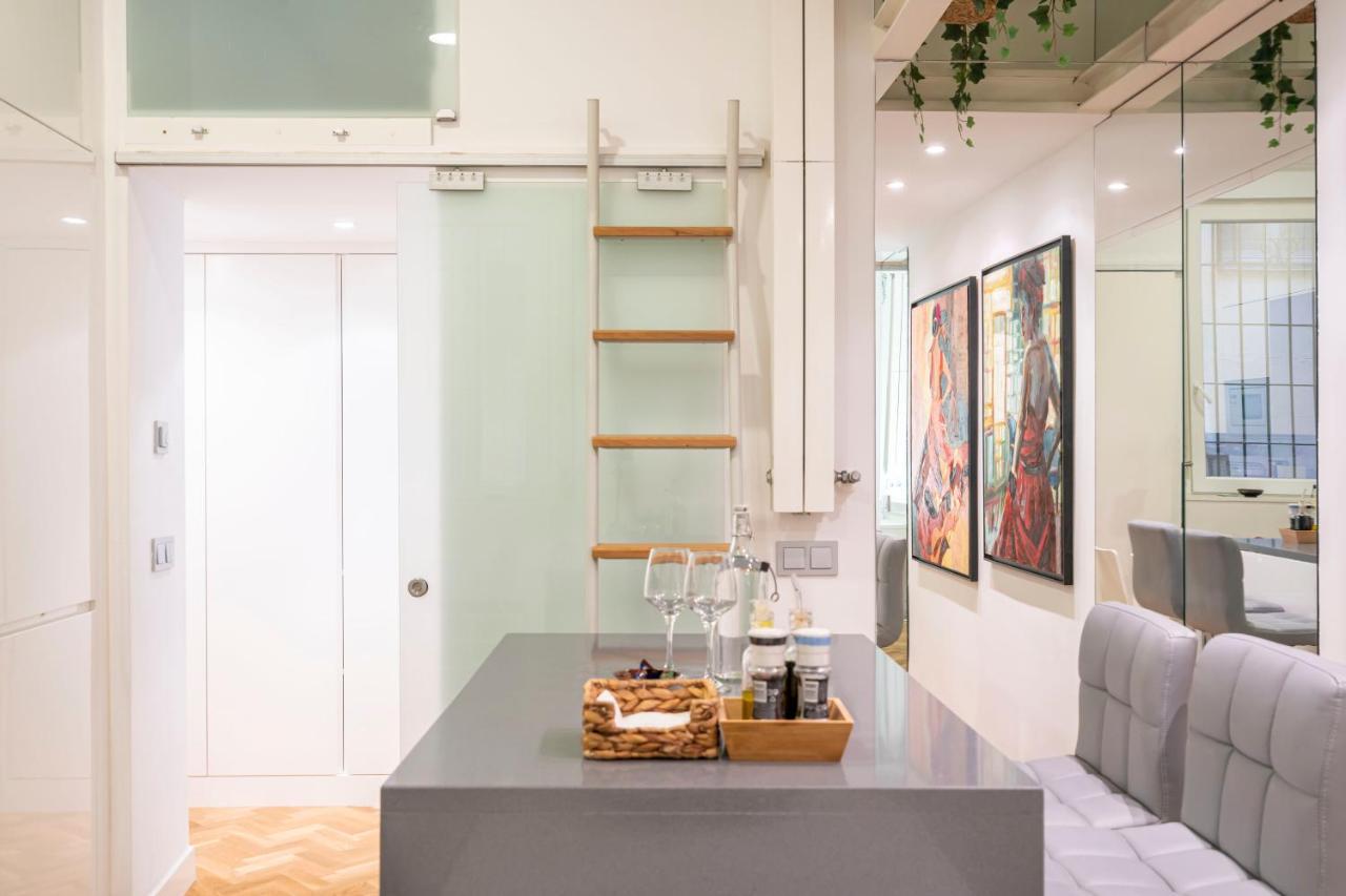 For You Rentals Apartment Temporal In The Center Of Madrid Esl5 Esterno foto