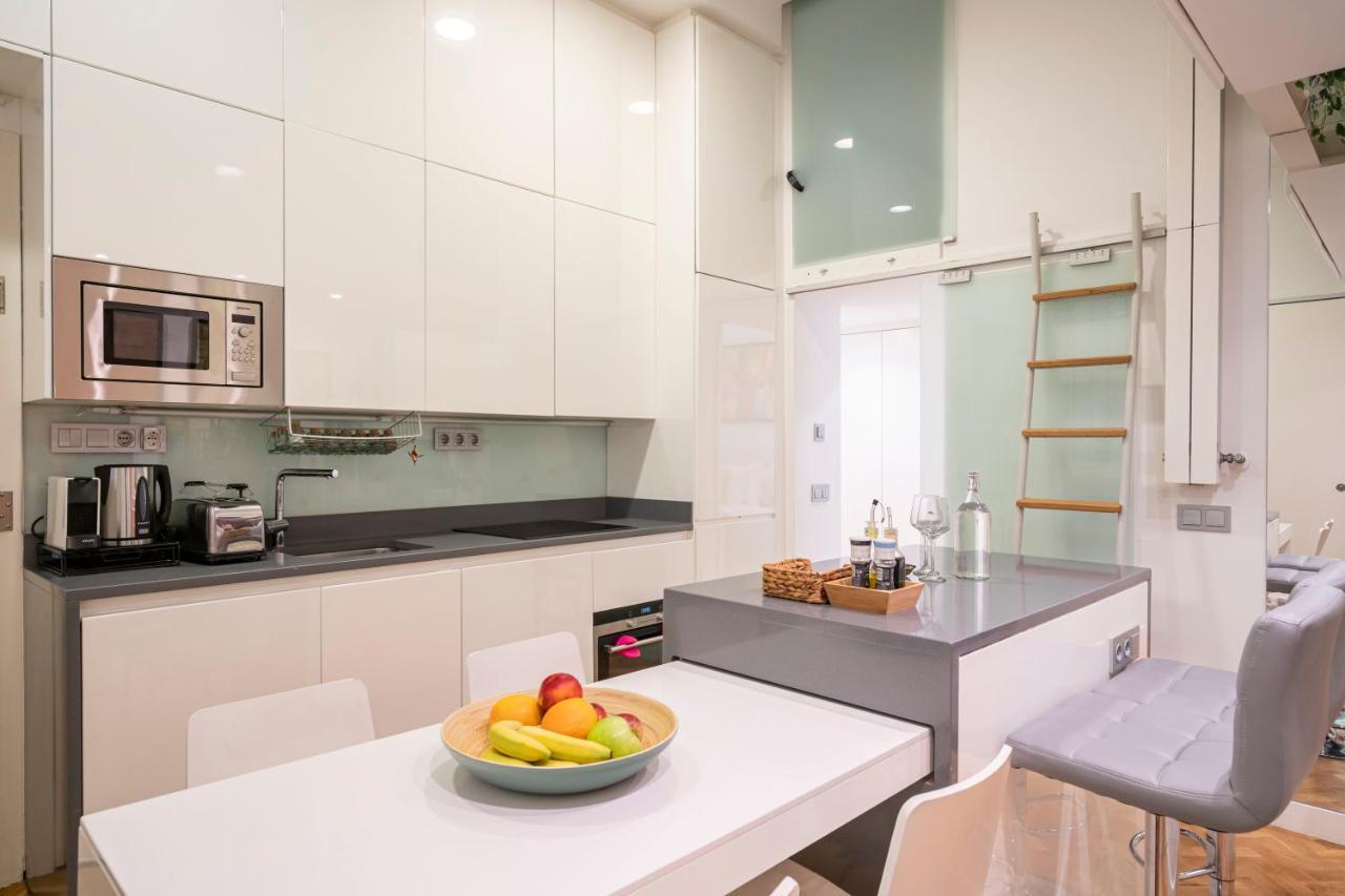 For You Rentals Apartment Temporal In The Center Of Madrid Esl5 Esterno foto