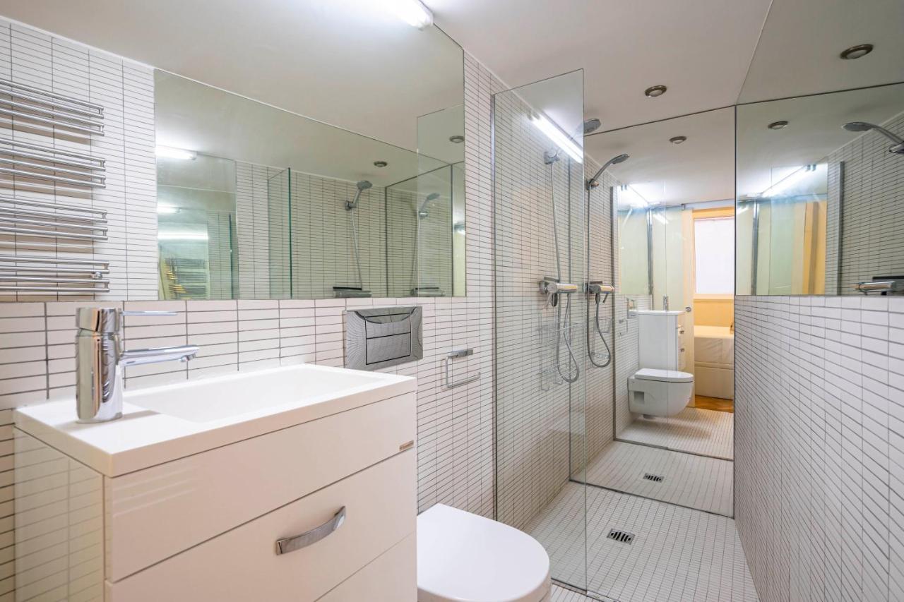 For You Rentals Apartment Temporal In The Center Of Madrid Esl5 Esterno foto